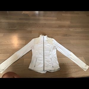 Lululemon white and cream running jacket